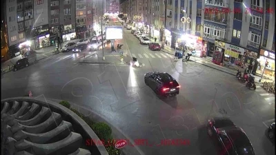 Sivas’ta trafik kazaları kameralara yansıdı
