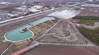 Sivas&rsquo;ta yağmur suları ikiz g&ouml;let oluşturdu

