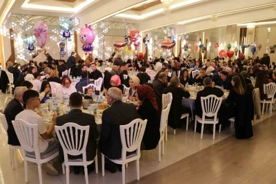 Sivas&rsquo;ta yetim &ccedil;ocuklar iftar sofrasında buluştu
