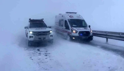 Sivas&rsquo;ta zincirleme trafik kazası: 4 yaralı
