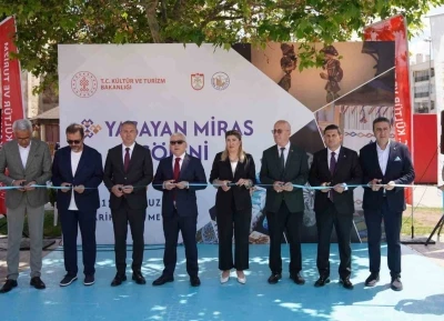 Sivas Yaşayan Miras Ş&ouml;leni coşkusuyla başladı
