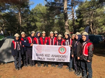 Sivaslı izciler &Ccedil;anakkale ruhun yerinde yaşadı
