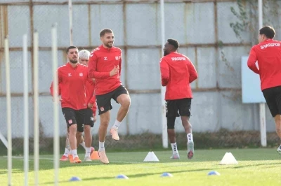Sivasspor’da Hatayspor mesaisi sürüyor
