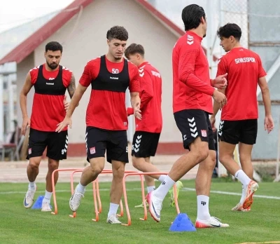 Sivasspor’da Sarıyer hazırlıkları devam ediyor
