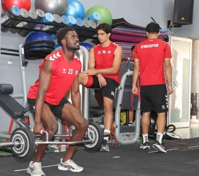 Sivasspor’da Sarıyer maçının hazırlıkları sürüyor
