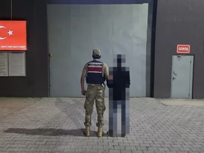 Siverek&rsquo;te 10 yıl hapis cezası bulunan h&uuml;k&uuml;ml&uuml; yakalandı
