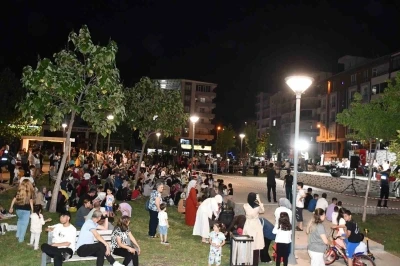 Siverek&rsquo;te sıcak yaz akşamlarında sıra gecesi etkinliği

