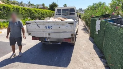 Sivil zabıtaya suçüstü yakalandılar
