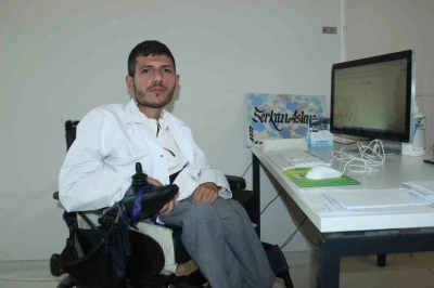 SMA’lı olarak doğdu, şimdi hasta bakıyor

