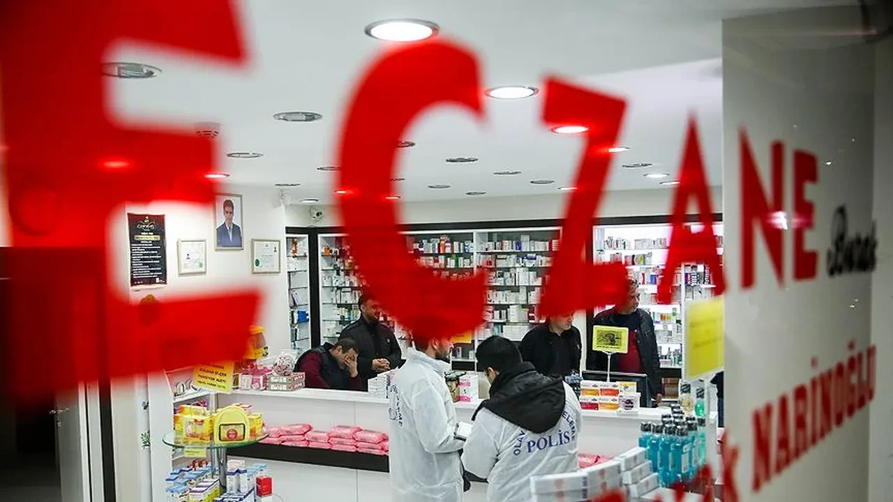 Soğuk Hava Salgınları Artırdı. Gaziantep&rsquo;te N&ouml;bet&ccedil;i Eczanelerde Uzun Kuyruklar