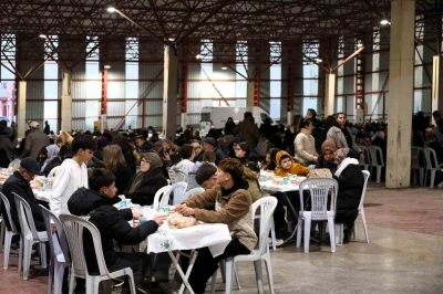 S&ouml;ğ&uuml;t&rsquo;te geleneksel iftar sofrası
