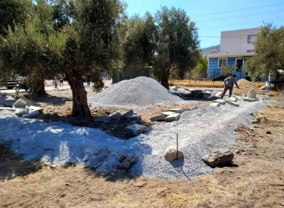 Söke Belediyesi’nden Atburgazı Mahallesi’ne park düzenleme çalışması
