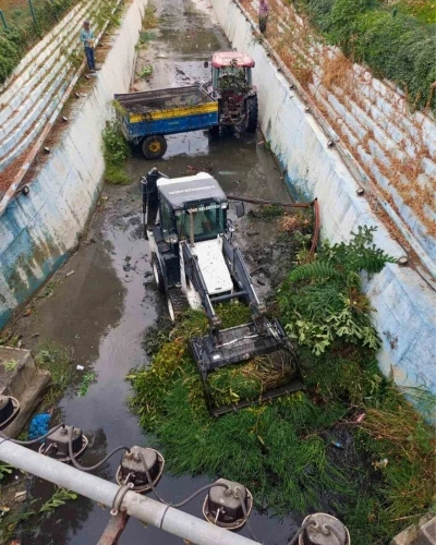 Söke Belediyesi’nden Yenikent Deresi’nde temizlik çalışması
