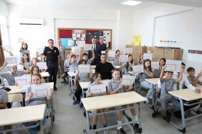 S&ouml;ke&rsquo;de 21 bin 537 &ouml;ğrenci karne sevinci yaşadı
