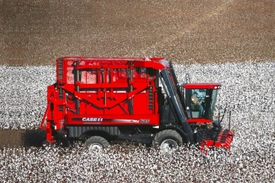 Söke’de makinalı pamuk hasat ücreti belirlendi
