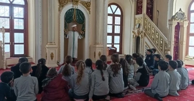 S&ouml;ke&rsquo;de &ouml;ğrenciler camilerin tarihini yerinde &ouml;ğreniyor
