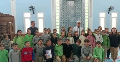 S&ouml;ke&rsquo;de &ouml;ğrenciler camiyi tanıdı, Ramazan&rsquo;ın anlamını &ouml;ğrendi
