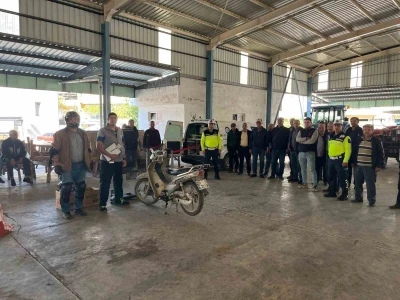 Söke’de traktör ve motosiklet sürücülerine trafik eğitimi verildi
