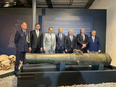 S&ouml;k&uuml;me gelen gemiden 17. y&uuml;zyıla ait bronz top &ccedil;ıktı
