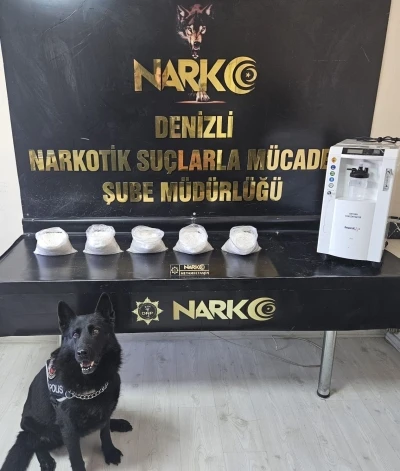 Solunum cihazının i&ccedil;erisinden 5 kilogram uyuşturucu madde &ccedil;ıktı
