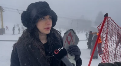 S&ouml;mestr tatilinde Uludağ&rsquo;a b&uuml;y&uuml;k ilgi, pistler hınca hın&ccedil; doldu
