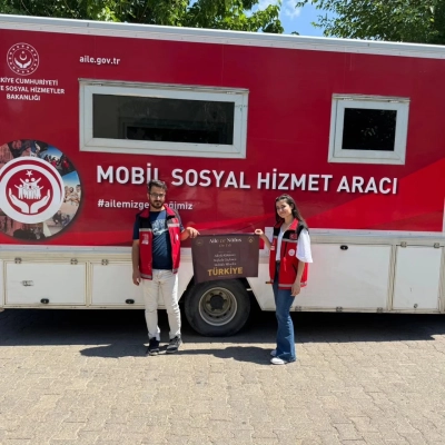 Sosyal Hizmet Ayağa Gitti