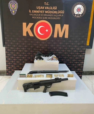 Sosyal medya hesabından silah paylaşamı yapan 6 kişi g&ouml;zaltı alındı
