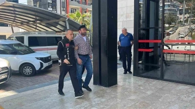 Sosyal medyada cumhurbaşkanına hakaret eden şahıs tutuklandı
