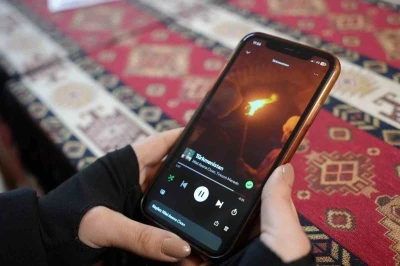 S&ouml;z yazarı gen&ccedil; kadının T&uuml;rkmenistan&rsquo;a uzanan telif takibi
