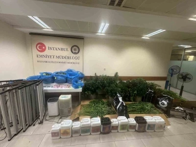 Sultanbeyli&rsquo;de kenevir serasına baskın: 21 kilo Hint keneviri ele ge&ccedil;irildi
