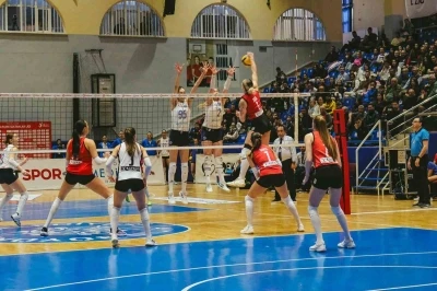 Sultanlar Ligi: Aydın B&uuml;y&uuml;kşehir Belediyespor: 2 - Beşiktaş: 3
