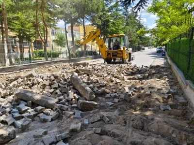 Sungurlu&rsquo;da &Ccedil;orum FK Sokağı&rsquo;nda &ccedil;alışmalar başladı
