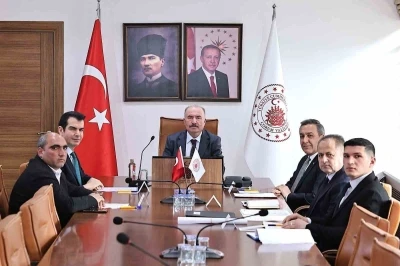 Sungurlu OSB y&ouml;netim kurulunda atık su tesisi ve firmaların talepleri değerlendirdi
