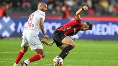 Süper Lig'de kıran kırana geçen maç: Tam 5 gol var