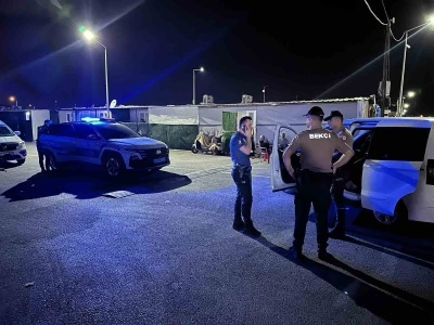 Şüpheli araçtan uyuşturucu ele geçirildi
