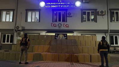 Ş&uuml;pheli tırda 5,5 milyon adet bandrols&uuml;z sigara ele ge&ccedil;irildi