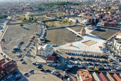 Suriçi ve Bedesten trafiği nefes alacak, 850 araçlık otopark hizmete girdi

