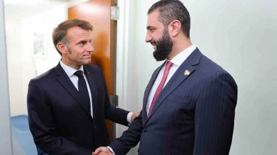 Suriye Devlet Başkanı eş-Şara, Fransa Cumhurbaşkanı Macron ile görüştü
