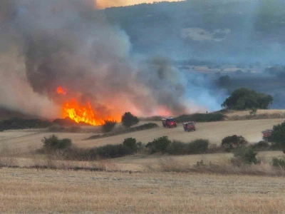 Susurluk’taki orman yangınına müdahale sürüyor
