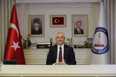 Tahmazoğlu, 23 Nisan ulusal egemenlik ve &ccedil;ocuk bayramını kutladı
