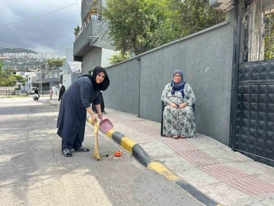 Takdir toplayan 60 yıllık temizlik geleneği anne mirasıyla 10 yıldır kızına geçti

