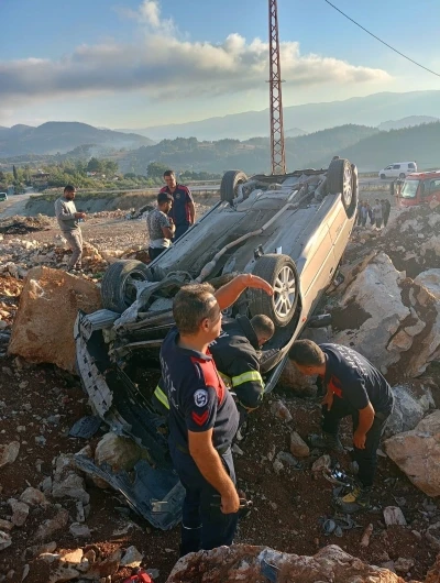 Takla atan aracın sürücüsü yaralandı
