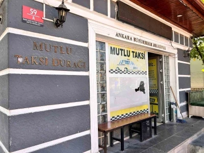 Taksi durağına kılıçlı saldırı: 1 ağır yaralı
