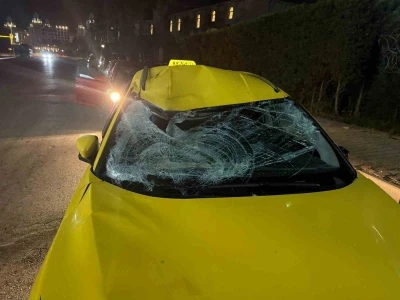 Taksi ile &ccedil;arpışan bisikletli gen&ccedil; hayatını kaybetti
