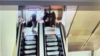 Taksim’de kan donduran cinayet: Para vermeyince bıçaklandı
