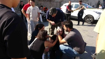 Taksim’de polis aracı kaza yaptı: 4 polis yaralı
