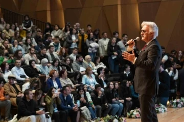 Tamer Karadağlı, PA&Uuml;&rsquo;n&uuml;n ev sahibi olduğu EGEKAF 24&rsquo;e konuk oldu
