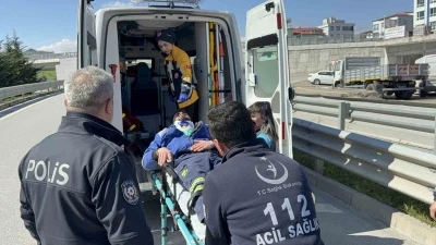 Tamire g&ouml;t&uuml;r&uuml;len ara&ccedil; kaza yaptı: 1 yaralı
