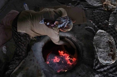 Tandırlar Ramazan sofraları i&ccedil;in yanıyor
