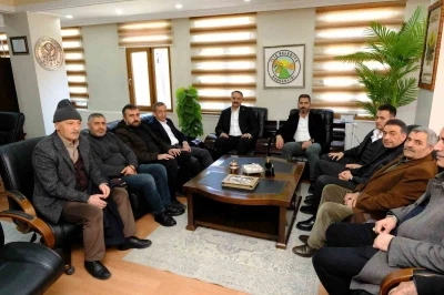 Tanoğlu, İli&ccedil;&rsquo;te esnafı ziyaret etti, iftarda buluştu
